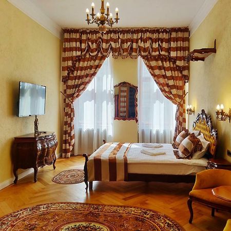 Zur Krone Сибиу Экстерьер фото